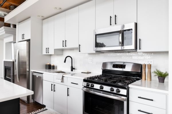 Cabinet Restyling in Cibolo