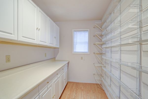 Pantry Repair in Cibolo